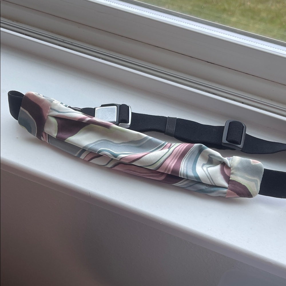Athleta Supersonic Run Belt